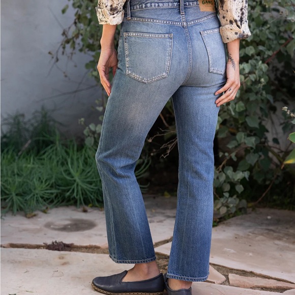 SOLD 💙Hey Gang washed flare jean - Picture 10 of 10